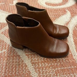 Camper size 38 booties